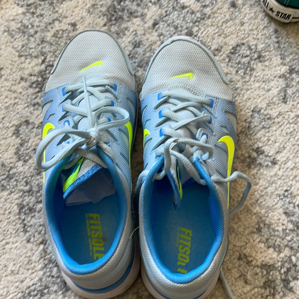Nike Fitsole light blue with lime green swish